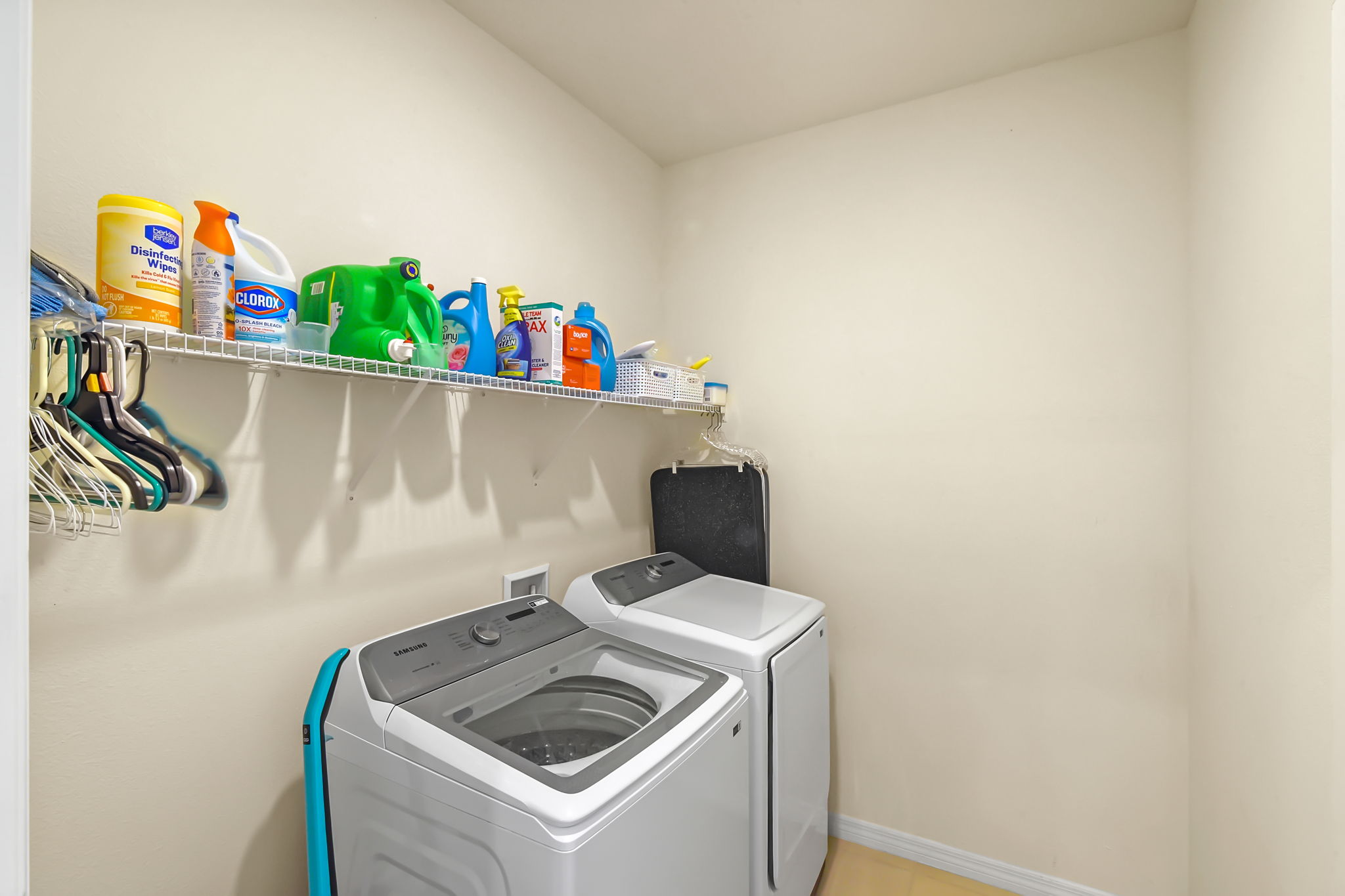 Laundry room at 6345 SW 88th Loop in Ocala